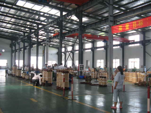 变压器生产车间